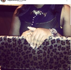 SALE!!!! Envelope Cheetah Print Clutch w/ Strap
